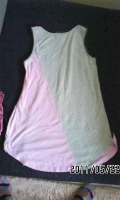 スカラー・リボン猫イラスト&切替アシメゆるタンクワンピ < ブランド  スカラー・リボン猫イラスト&切替アシメゆるタンクワンピ < ブランドの