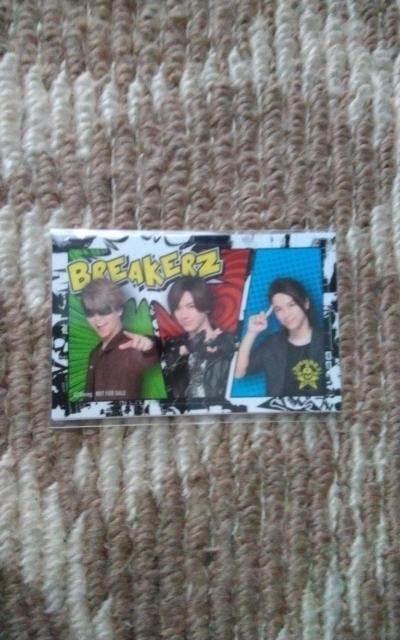 BREAKERZ   ICJ[hXebJ[   ^gObY 