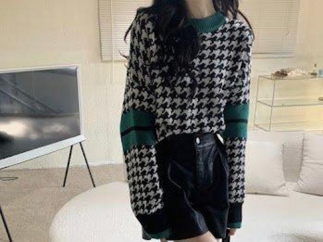 レトロ 千鳥チェック ニットセーター ブラック < 女性ファッション レトロ 千鳥チェック ニットセーター ブラック < 女性ファッションの