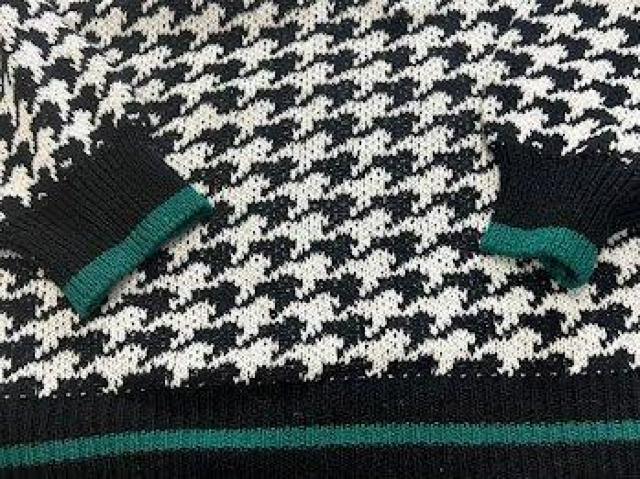 レトロ 千鳥チェック ニットセーター ブラック < 女性ファッション レトロ 千鳥チェック ニットセーター ブラック < 女性ファッションの