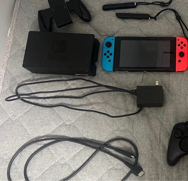 任天堂 Switch 本体 < ゲーム本体/ソフト 任天堂 Switch 本体 < ゲーム本体/ソフトの