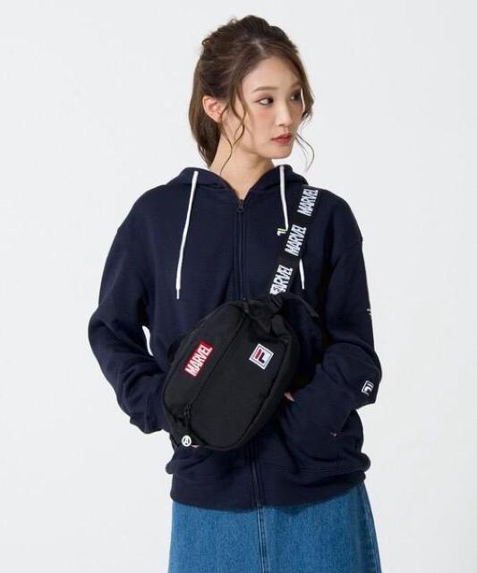 【FILA × MARVEL】フィラ×マーベル『バッグ/ウエストバッグ(男女兼用)』新品タグ付 < 男性ファッション  【FILA × MARVEL】フィラ×マーベル『バッグ/ウエストバッグ(男女兼用)』新品タグ付 < 男性ファッションの
