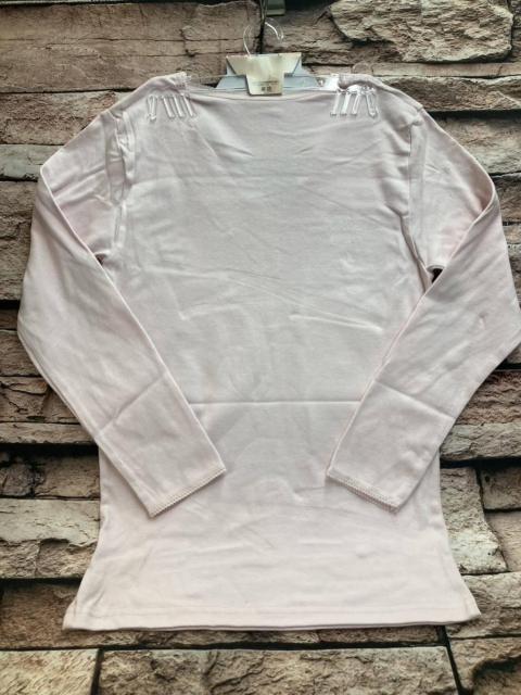 送料無料!エレガンスな着こなしを演出!広幅Vレース 綿100% 椿オイル加工 8分袖インナー(2色から)1枚 < 女性ファッション 送料無料!エレガンスな着こなしを演出!広幅Vレース 綿100% 椿オイル加工 8分袖インナー(2色から)1枚 < 女性ファッションの