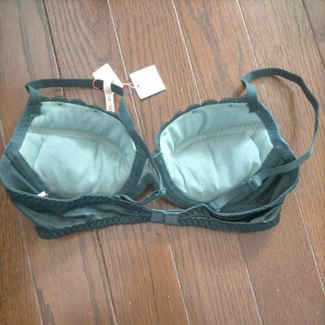 トリンプ アモスタイル ワイヤーブラジャー B75/B75 新品 グリーン < 女性ファッション  トリンプ アモスタイル ワイヤーブラジャー B75/B75 新品 グリーン < 女性ファッションの
