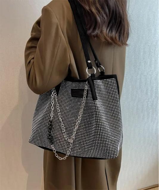 送料無料 新品 キラキラトートバッグワンショルダーバッグ < 女性ファッション  送料無料 新品 キラキラトートバッグワンショルダーバッグ < 女性ファッションの