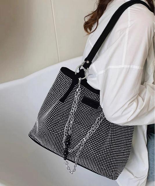 送料無料 新品 キラキラトートバッグワンショルダーバッグ < 女性ファッション  送料無料 新品 キラキラトートバッグワンショルダーバッグ < 女性ファッションの