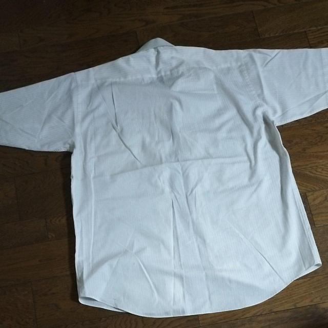 ワイシャツ 白 ストライプ 美品 半袖 ビジネス < 男性ファッション ワイシャツ 白 ストライプ 美品 半袖 ビジネス < 男性ファッションの