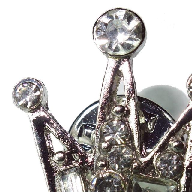 王冠 クラウン ピンバッジ バッジ ピンズ ラペルピン ピンブローチ ブローチ 銀色 シルバー色 < 女性アクセサリー/時計 王冠 クラウン ピンバッジ バッジ ピンズ ラペルピン ピンブローチ ブローチ 銀色 シルバー色 < 女性アクセサリー/時計の