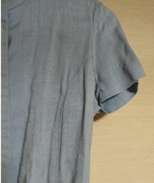 水色 麻 チャイナカラー 1960年代ビンテージ ハンドメイド ブラウス < 女性ファッション  水色 麻 チャイナカラー 1960年代ビンテージ ハンドメイド ブラウス < 女性ファッションの