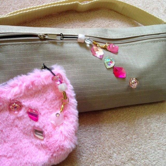 �X�����t�X�L�[�t�����X�}�z�P�[�X�ɂ��Ȃ�E�G�X�g�|�[�`�ƃt�F�C�N�t�@�[�|�[�`�Z�b�g���x�[�W�����s���N �� �����t�@�b�V������ 