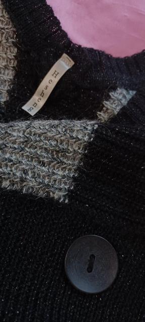 ★太ストライプ黒ブラック×杢グレー☆キラキララメ糸デカボタンお洒落可愛い♪長袖ドルマン両Vネックロングニットセーター < 女性ファッション  ★太ストライプ黒ブラック×杢グレー☆キラキララメ糸デカボタンお洒落可愛い♪長袖ドルマン両Vネックロングニットセーター < 女性ファッションの