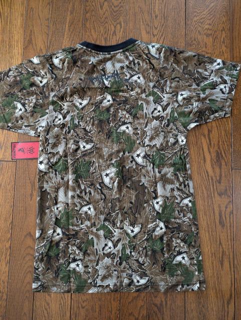 FAMOUS STARS AND STRAPS@Yelawolf@tFC}X̂sVc@CFEt  jt@bV 