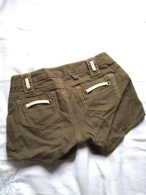 デニムショートパンツ < 女性ファッション  デニムショートパンツ < 女性ファッションの