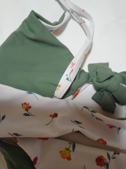 新品ホワイトカーキ色花柄ビキニセットMサイズ < 女性ファッション 新品ホワイトカーキ色花柄ビキニセットMサイズ < 女性ファッションの