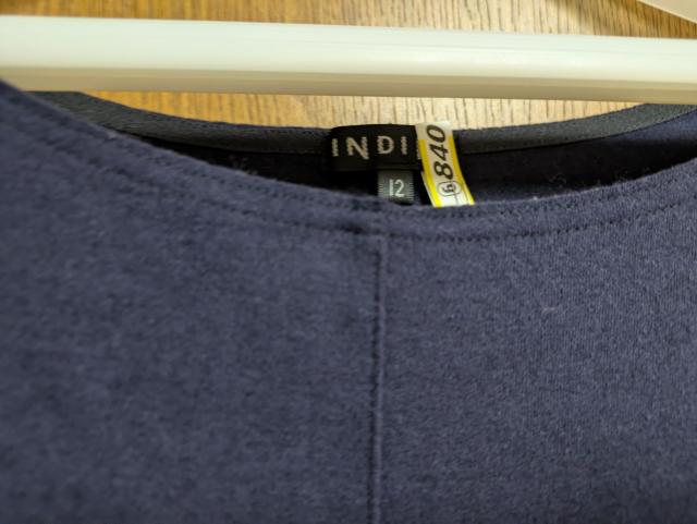INDIVI昨季美品ネイビー圧縮ウール素材長袖ニットカットソー大きいサイズ12号11号LLXLフエルトカットソーセーター < ブランド INDIVI昨季美品ネイビー圧縮ウール素材長袖ニットカットソー大きいサイズ12号11号LLXLフエルトカットソーセーター < ブランドの
