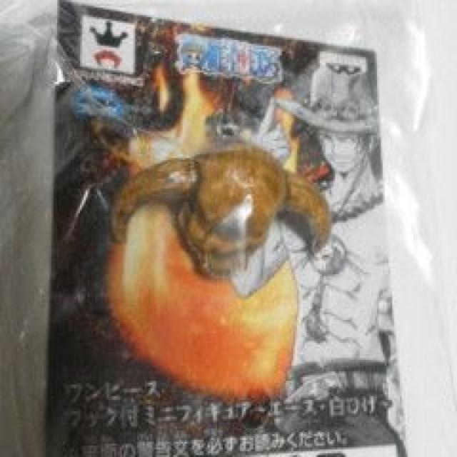 ワンピース フック付きミニフィギュア エース 白ひげ 新品 未開封 非売品 < アニメ/コミック/キャラクター  ワンピース フック付きミニフィギュア エース 白ひげ 新品 未開封 非売品 < アニメ/コミック/キャラクターの