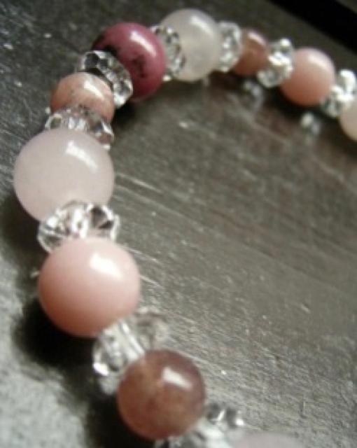 ローズクォーツxロードナイトxインカローズxピンクオパールブレスレット 天然石 パワーストーン < 女性アクセサリー/時計 ローズクォーツxロードナイトxインカローズxピンクオパールブレスレット 天然石 パワーストーン < 女性アクセサリー/時計の