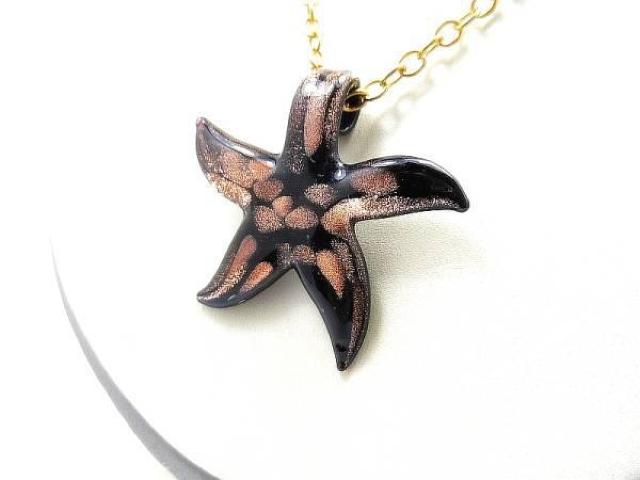 新品 アンティーク調ヒトデひとでネックレス < 女性アクセサリー/時計  新品 アンティーク調ヒトデひとでネックレス  < 女性アクセサリー/時計の