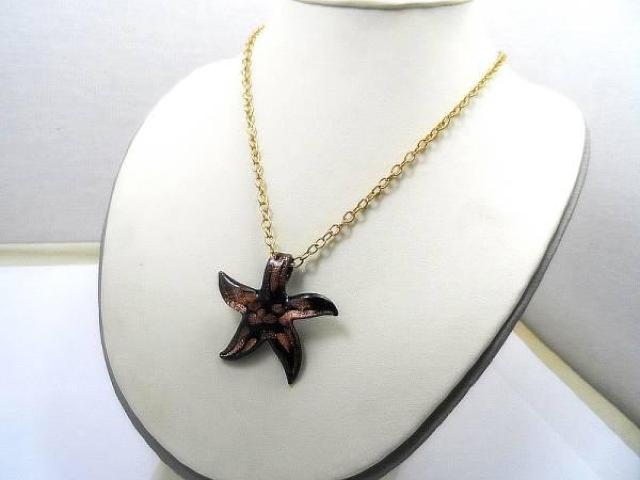 新品 アンティーク調ヒトデひとでネックレス < 女性アクセサリー/時計  新品 アンティーク調ヒトデひとでネックレス < 女性アクセサリー/時計の