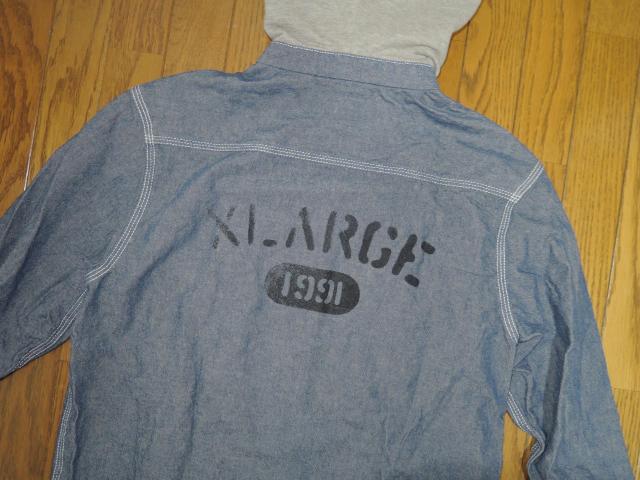 XLARGE エクストララージ パーカー シャツ S 背ロゴ LOGO デニム シャンブレー インディゴ 美中古 < ブランド  XLARGE エクストララージ パーカー シャツ S 背ロゴ LOGO デニム シャンブレー インディゴ 美中古 < ブランドの