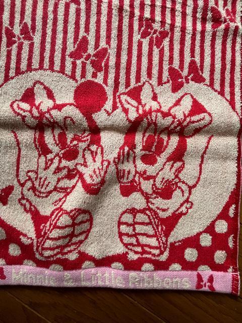 ディズニー!Minnie & LittIe Ribbons!愛らしく可愛い!しっかり素材!タオルミミしっかり!フェイスタオル!新品 < インテリア/ライフ  ディズニー!Minnie & LittIe Ribbons!愛らしく可愛い!しっかり素材!タオルミミしっかり!フェイスタオル!新品 < インテリア/ライフの
