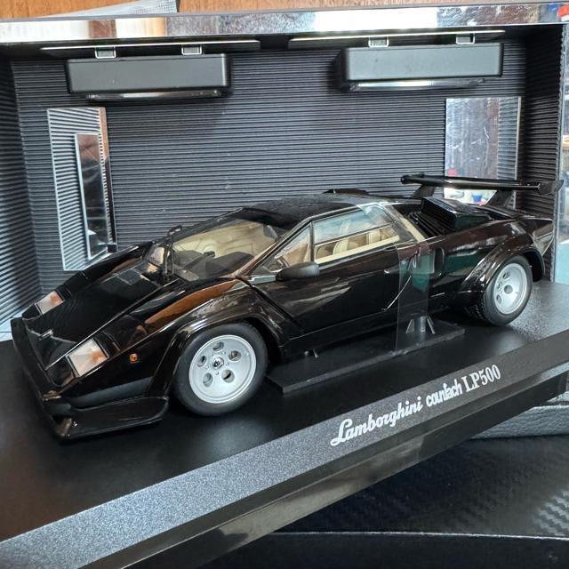 絶版未展示品 京商 1/18 ランボルギーニ カウンタック LP500 < ホビー  絶版未展示品 京商 1/18 ランボルギーニ カウンタック LP500 < ホビーの