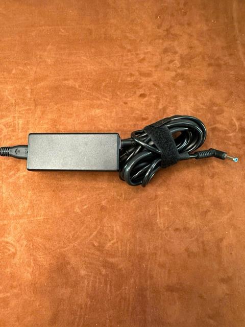 HP青ピン 19.5V 2.31A 45W ACアダプター 在庫複数あり < PC本体/周辺機器 HP青ピン 19.5V 2.31A 45W ACアダプター 在庫複数あり < PC本体/周辺機器の