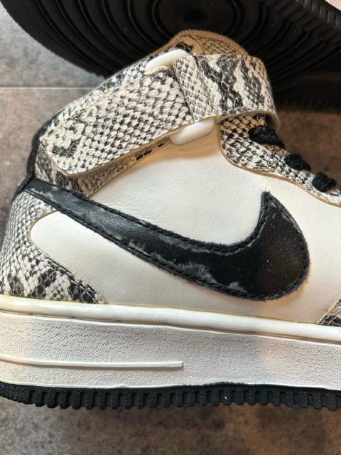 【激レア・箱無し】ナイキ エアフォース1 2004 High Snakeskin < 男性ファッション  【激レア・箱無し】ナイキ エアフォース1 2004 High Snakeskin < 男性ファッションの