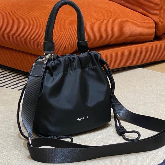 �V�i���g�pagnes b. �i�C�����В��o�P�b�g�o�b�O 2WAY�n���h�o�b�O ���f�B�[�X �� �����t�@�b�V������ 