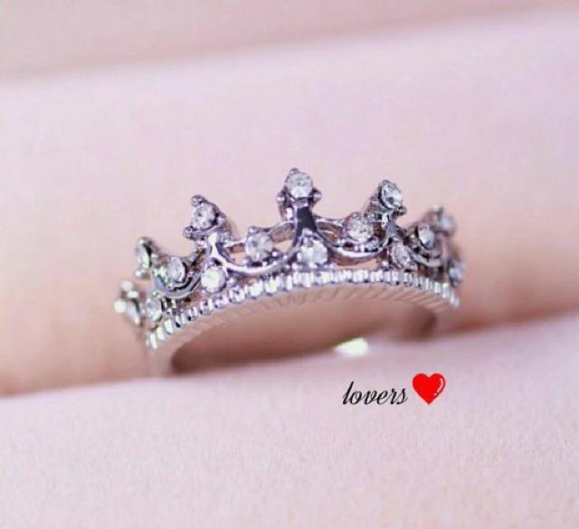 送料無料17号シルバースーパーCZダイヤクラウン王冠リング指輪 < 男性アクセサリー/時計  送料無料17号シルバースーパーCZダイヤクラウン王冠リング指輪 < 男性アクセサリー/時計の