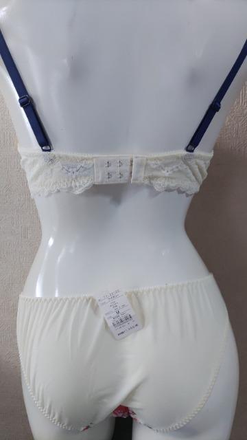 iG[@Vi^Ot@uB75MTCYV[c@艿4400~  uh 