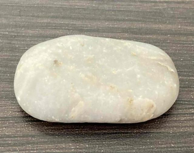 激安1,100円スタート!「お守り」や「ワイヤー作家」や「ジュエリー作家」の素材に阿波翡翠(ジェイド)原石 < 女性ファッション  激安1,100円スタート!「お守り」や「ワイヤー作家」や「ジュエリー作家」の素材に阿波翡翠(ジェイド)原石 < 女性ファッションの