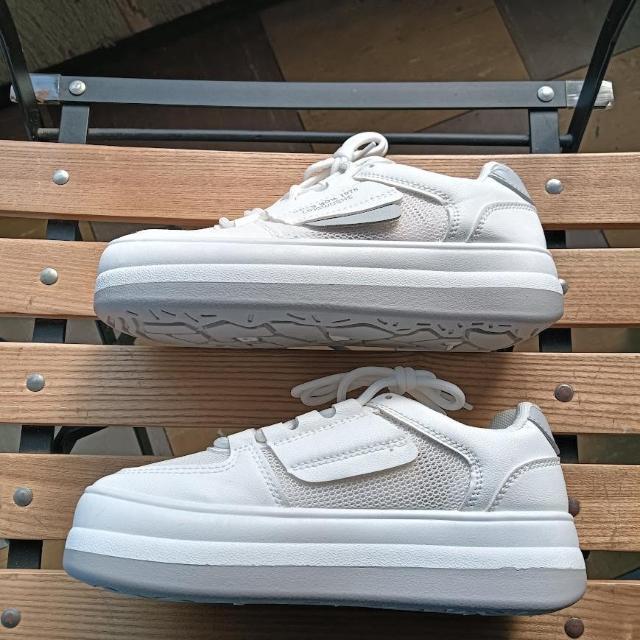 Vi 22.5cm fB[X Xj[J[ zCg V[Y C [Jbg  t@bV 