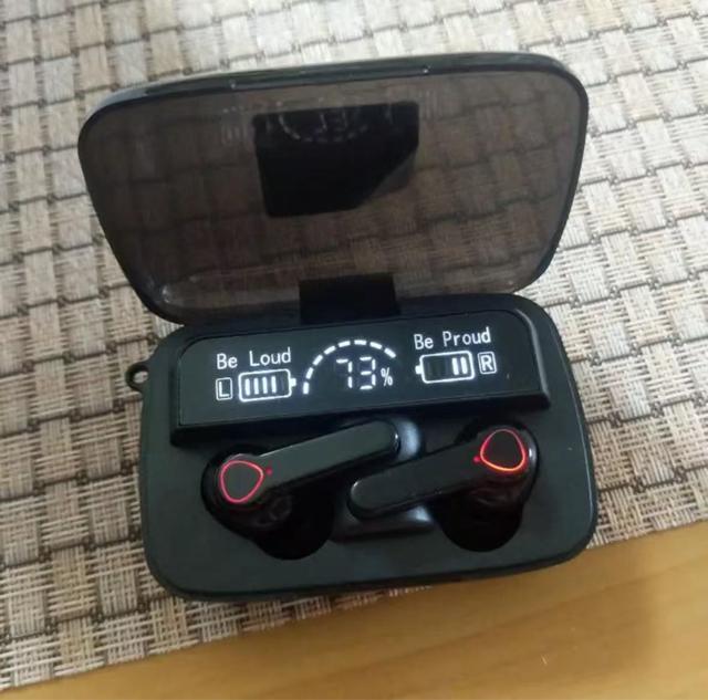 ワイヤレスイヤホン LEDバッテリー表示 < 家電/AV ワイヤレスイヤホン LEDバッテリー表示 < 家電/AVの