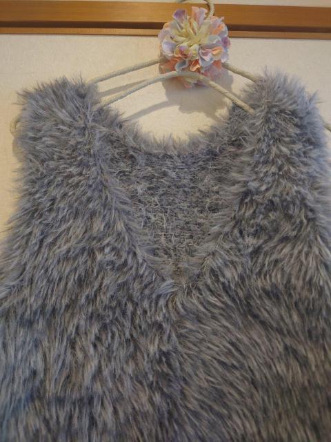 しまむら グレー ファー ニットベスト Lサイズ < ブランド しまむら グレー ファー ニットベスト Lサイズ < ブランドの