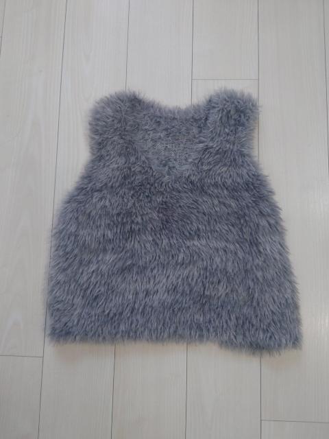 しまむら グレー ファー ニットベスト Lサイズ < ブランド しまむら グレー ファー ニットベスト Lサイズ < ブランドの