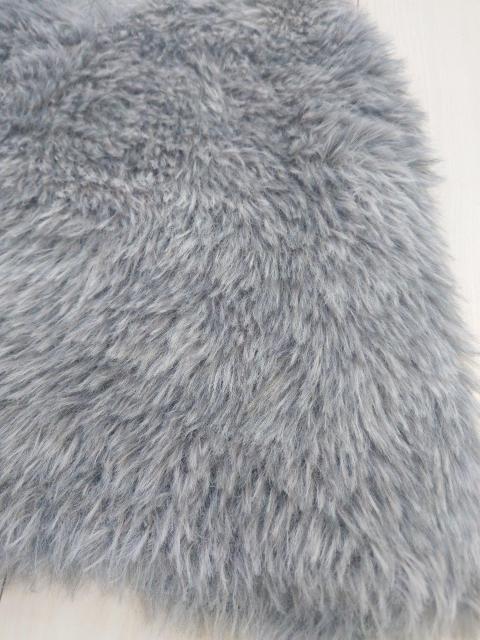 しまむら グレー ファー ニットベスト Lサイズ < ブランド しまむら グレー ファー ニットベスト Lサイズ < ブランドの
