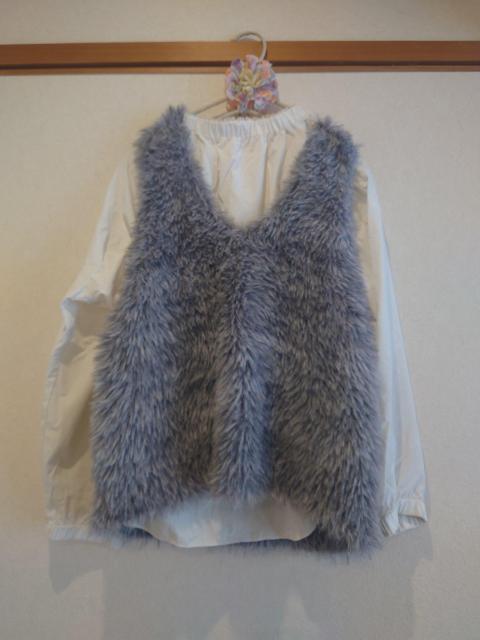 しまむら グレー ファー ニットベスト Lサイズ < ブランド しまむら グレー ファー ニットベスト Lサイズ < ブランドの