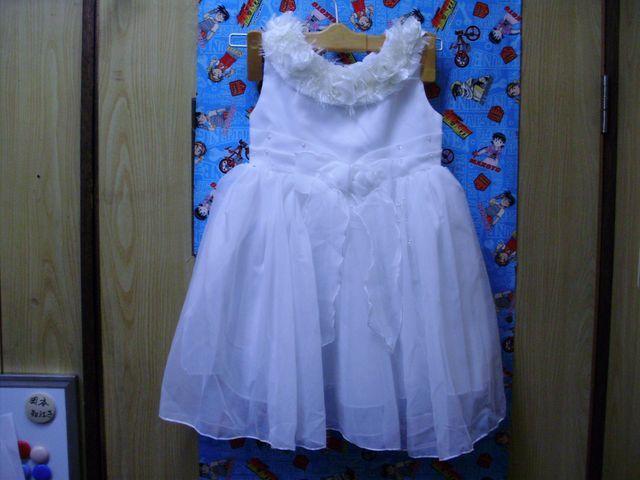 新品未使用 フォーマルドレス110 ホワイト < キッズ/ベビー  新品未使用 フォーマルドレス110 ホワイト < キッズ/ベビーの