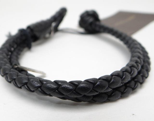 BOTTEGAVENETA ボッテガ・ヴェネタ イントレチャート レザーブレスレット ブラック<USED>【送料無料】 < ブランド BOTTEGAVENETA ボッテガ・ヴェネタ イントレチャート レザーブレスレット ブラック<USED>【送料無料】 < ブランドの