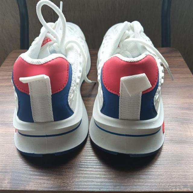 新品 25cm メンズ 男女兼用 ホワイト シューズ 靴 カジュアル スニーカー < 女性ファッション  新品 25cm メンズ 男女兼用 ホワイト シューズ 靴 カジュアル スニーカー < 女性ファッションの