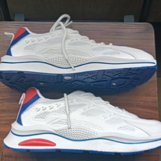 新品 25cm メンズ 男女兼用 ホワイト シューズ 靴 カジュアル スニーカー < 女性ファッション  新品 25cm メンズ 男女兼用 ホワイト シューズ 靴 カジュアル スニーカー < 女性ファッションの