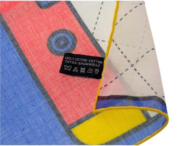 シャネル ハンカチ 大判サイズ トランク トラベルバッグ柄 コットン ブルー系 CHANEL【鑑定済】 < ブランド  シャネル ハンカチ 大判サイズ トランク トラベルバッグ柄 コットン ブルー系 CHANEL【鑑定済】 < ブランドの