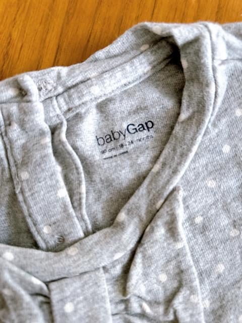 【baby GAP 】ドット柄ワンピース 90cm < キッズ/ベビー 【baby GAP 】ドット柄ワンピース 90cm < キッズ/ベビーの