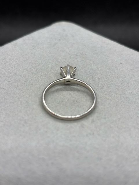 ���� Pm �v���`�i 0.56 �_�C�������h �����O �w�� 15�� �� �����A�N�Z�T���[/���v�� 