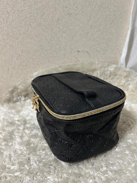 �V�i�^�O�t��Roberta di Camerino���n���J�`2���{���σ|�[�` �� �u�����h�� 