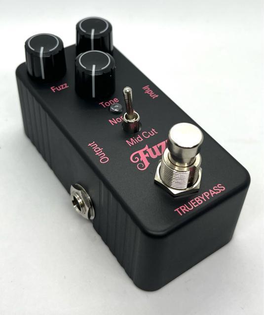 fuzz �t�@�Y �M�^�[ �G�t�F�N�^�[ �y�_�� �R���p�N�g �c�� ���g�p �� �z�r�[�� 