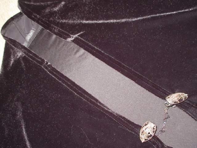 ベロア地*ベスト*レディーストップス(ブラック) < 女性ファッション  ベロア地*ベスト*レディーストップス(ブラック) < 女性ファッションの