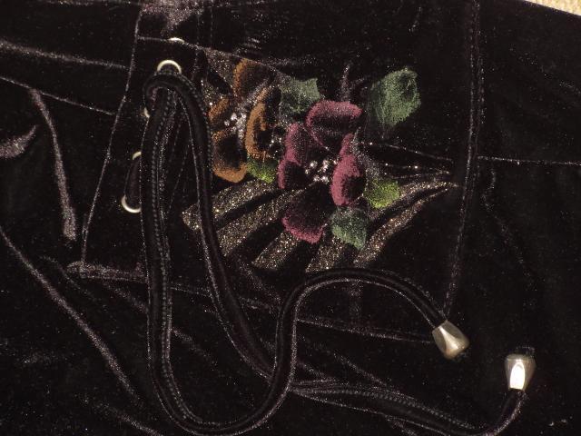 ベロア地*ベスト*レディーストップス(ブラック) < 女性ファッション  ベロア地*ベスト*レディーストップス(ブラック) < 女性ファッションの