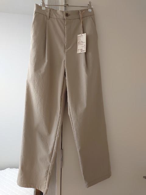 無印良品 MUJI 撥水ストレッチチノパンツ新品未使用/ユニクロ.FRAMEWORK好き < ブランド  無印良品 MUJI 撥水ストレッチチノパンツ新品未使用/ユニクロ.FRAMEWORK好き < ブランドの